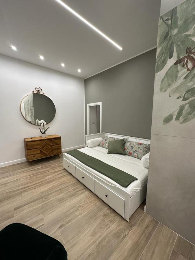 Napoli Centro - Di&Da Guest House Екстериор снимка